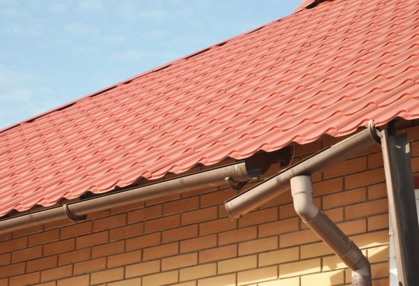 Loose Gutter Repair in Collierville