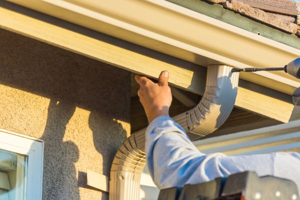 Aluminum Rain Gutter Service in Collierville